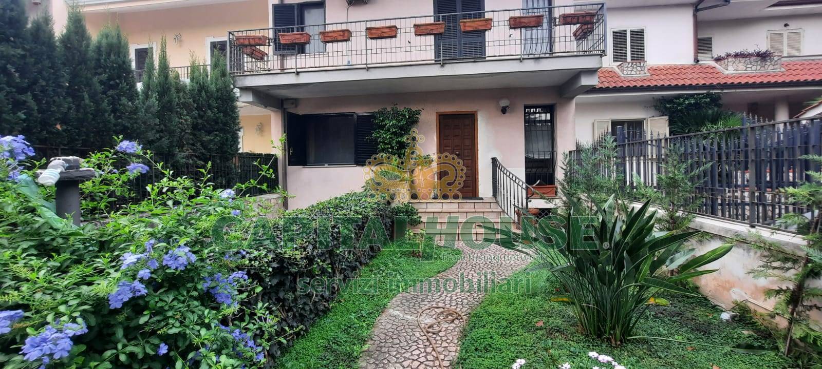Villa a Schiera in vendita a Caserta, 8 locali, zona le, prezzo € 428.000 | PortaleAgenzieImmobiliari.it