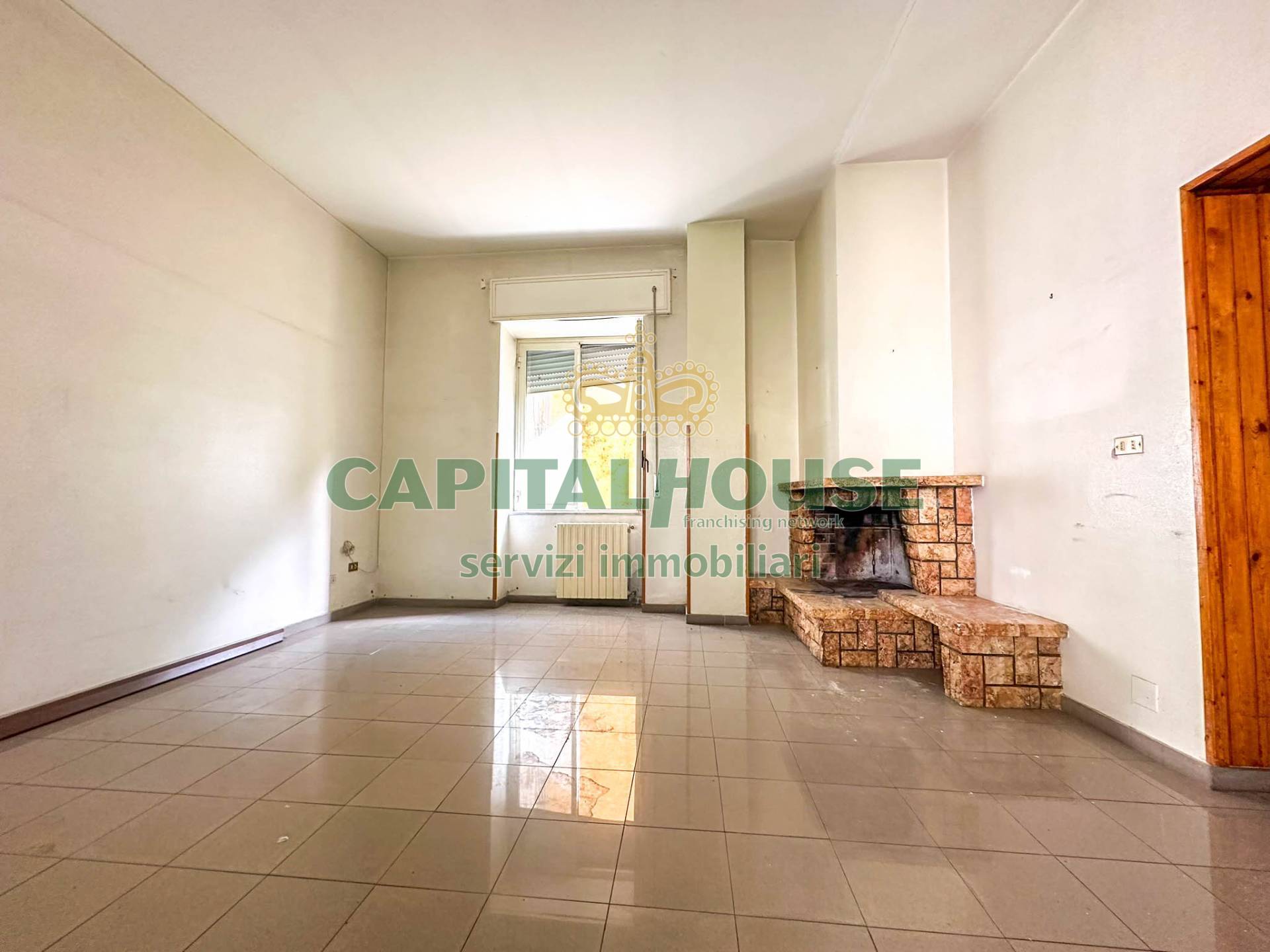 Appartamento in vendita a Capua, 3 locali, prezzo € 58.000 | PortaleAgenzieImmobiliari.it