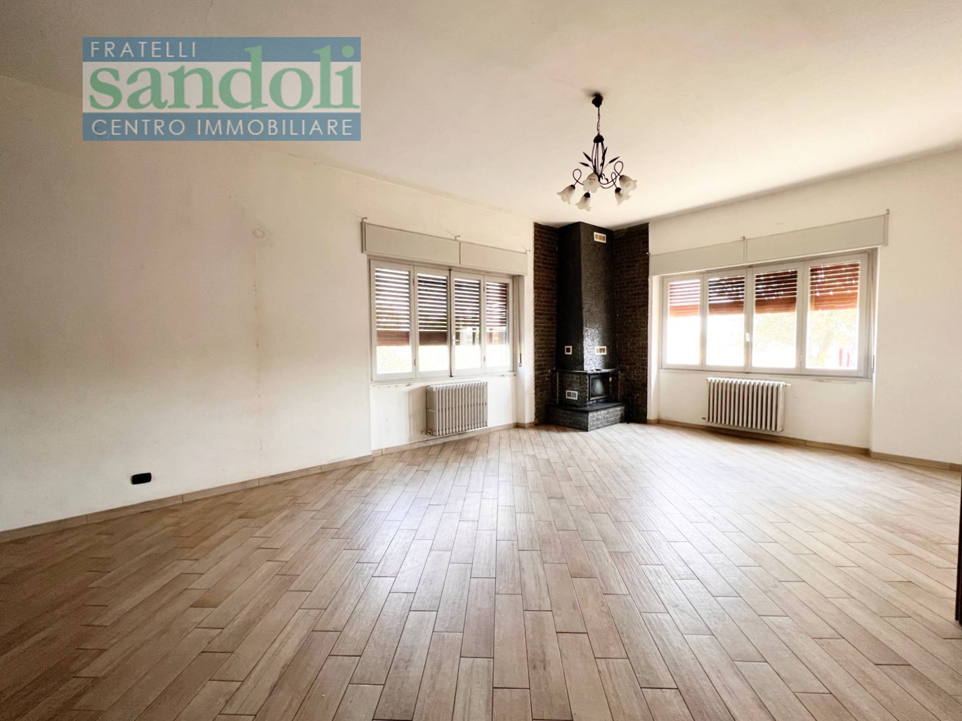 Appartamento in affitto a Vercelli, 3 locali, zona Località: Isola, prezzo € 550 | PortaleAgenzieImmobiliari.it