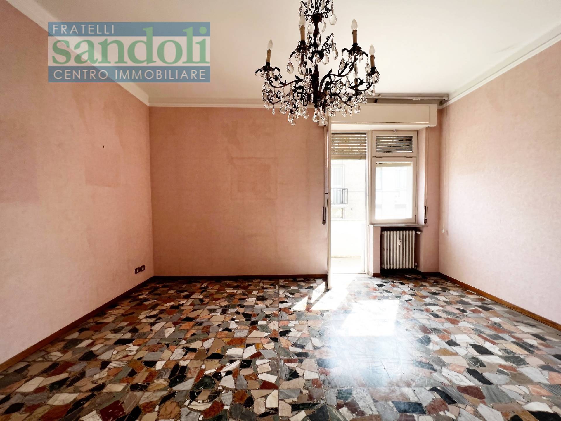 Appartamento in affitto a Vercelli, 3 locali, zona ro, prezzo € 450 | PortaleAgenzieImmobiliari.it