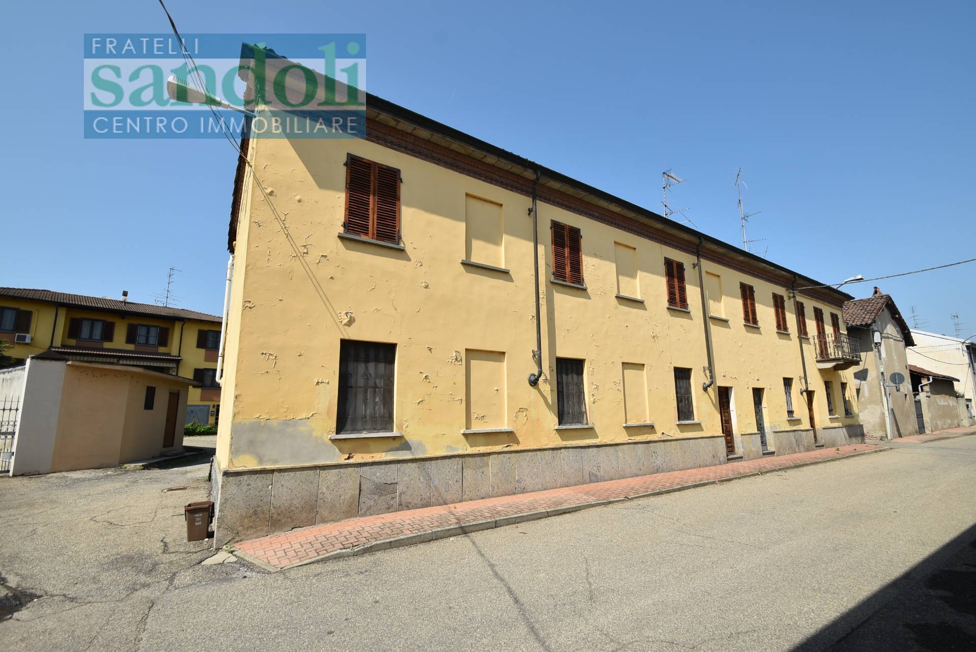 Soluzione Indipendente in vendita a Borgo Vercelli, 13 locali, zona Località: Paesi, prezzo € 115.000 | PortaleAgenzieImmobiliari.it