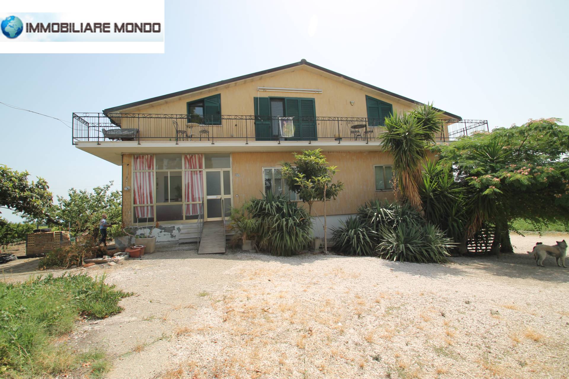 Villa in vendita a Campomarino, 12 locali, prezzo € 250.000 | PortaleAgenzieImmobiliari.it