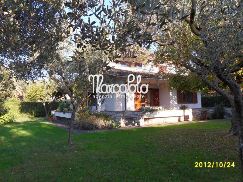 Villa in affitto a Forte dei Marmi, 12 locali, zona Zona: Centro, Trattative riservate | CambioCasa.it