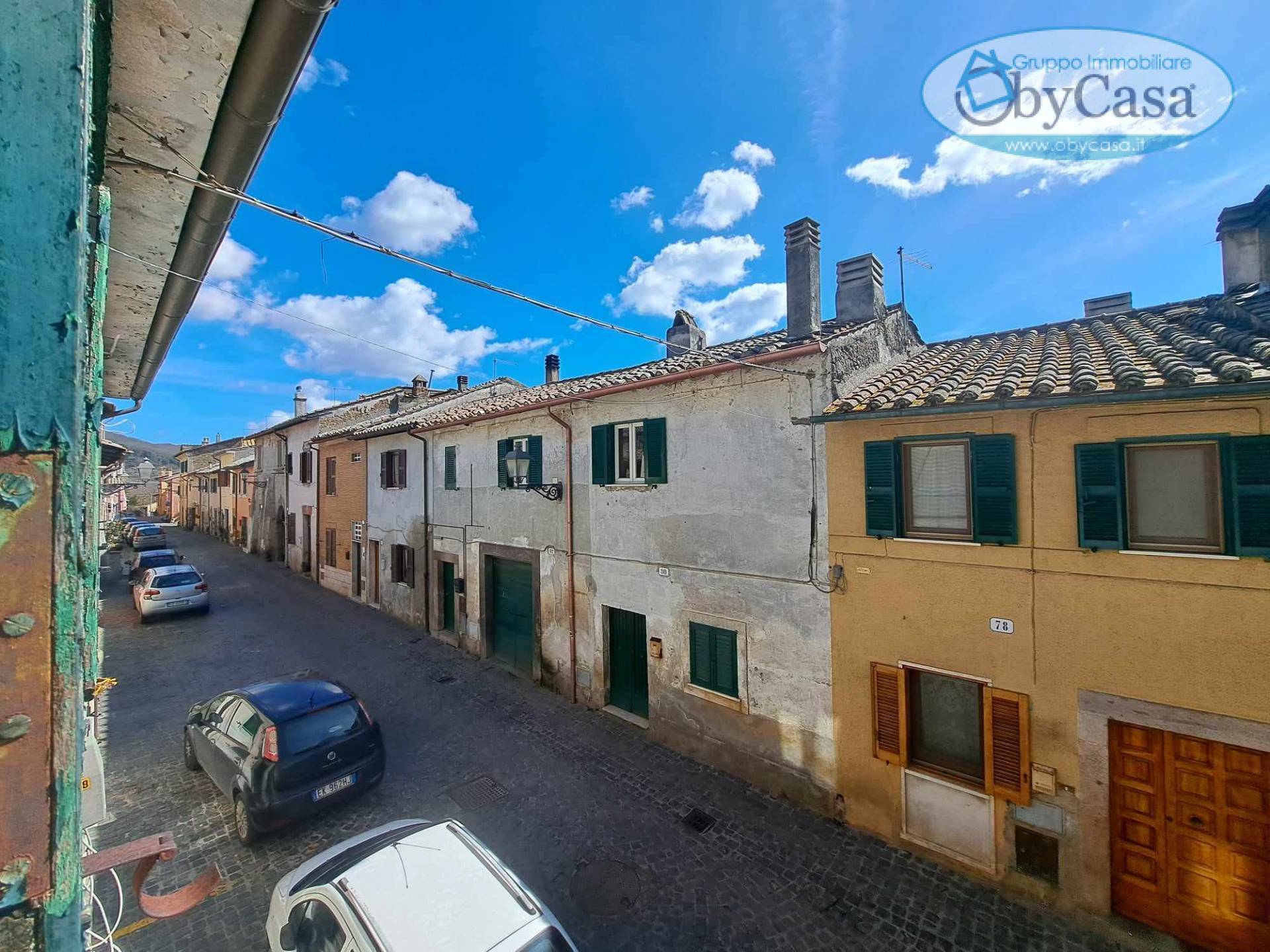 Appartamento in vendita a Oriolo Romano, 4 locali, prezzo € 38.000 | PortaleAgenzieImmobiliari.it