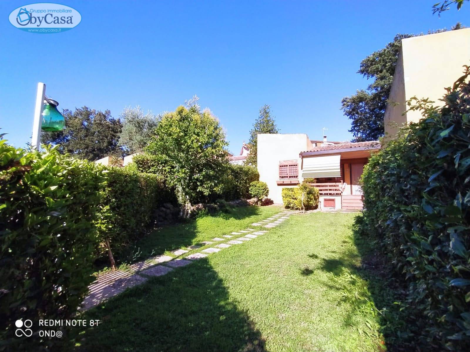 Villa a Schiera in vendita a Manziana, 2 locali, prezzo € 95.000 | CambioCasa.it