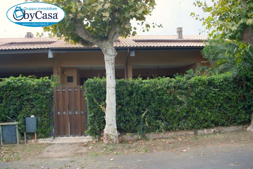 Villa a Schiera in vendita a Ladispoli, 4 locali, zona Località: MarinaSanNicola, prezzo € 490.000 | CambioCasa.it