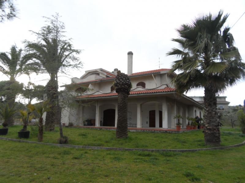 Villa in vendita a Monteprandone, 20 locali, zona obuchi, Trattative riservate | PortaleAgenzieImmobiliari.it