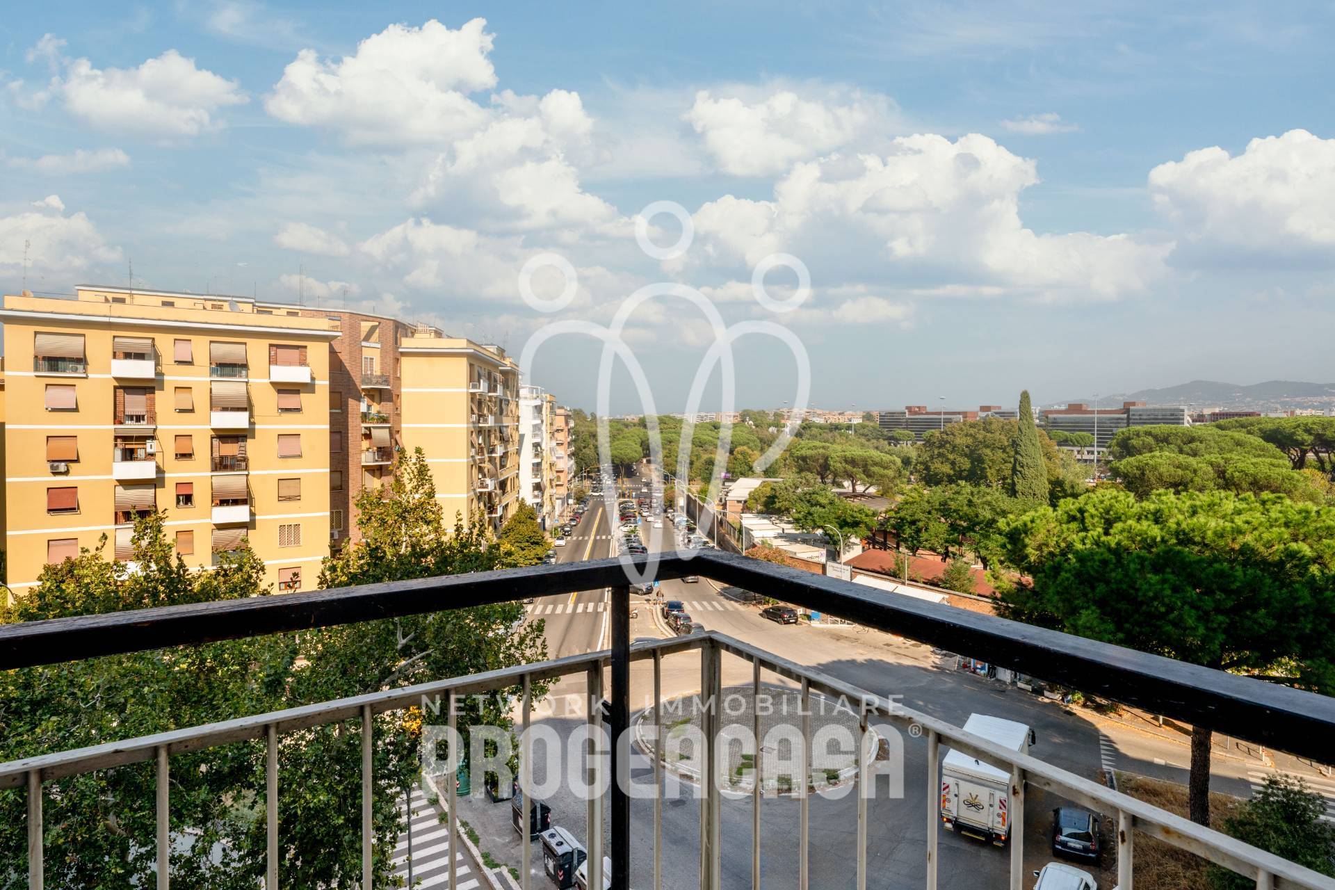 Appartamento in vendita a Roma, 4 locali, zona Località: Cinecitt?, prezzo € 310.000 | CambioCasa.it