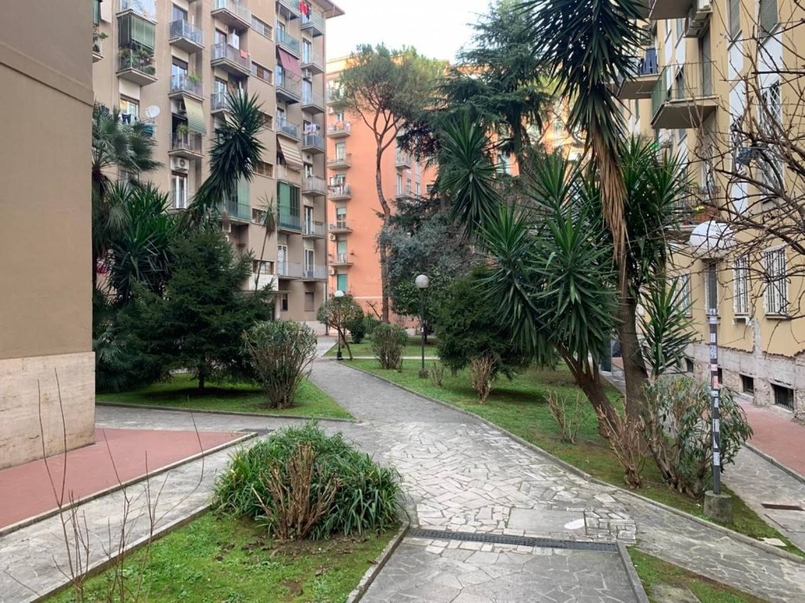 Appartamento in vendita a Roma, 3 locali, zona Località: Cinecitt?, prezzo € 290.000 | CambioCasa.it