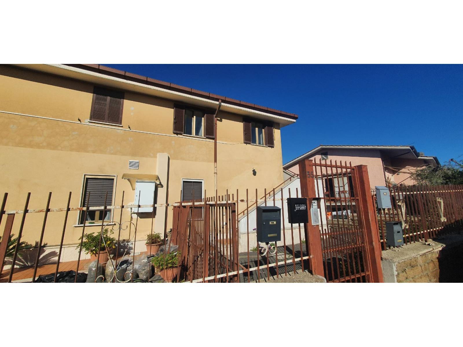 Appartamento in vendita a Roma, 2 locali, zona Località: Cesano, prezzo € 75.000 | CambioCasa.it