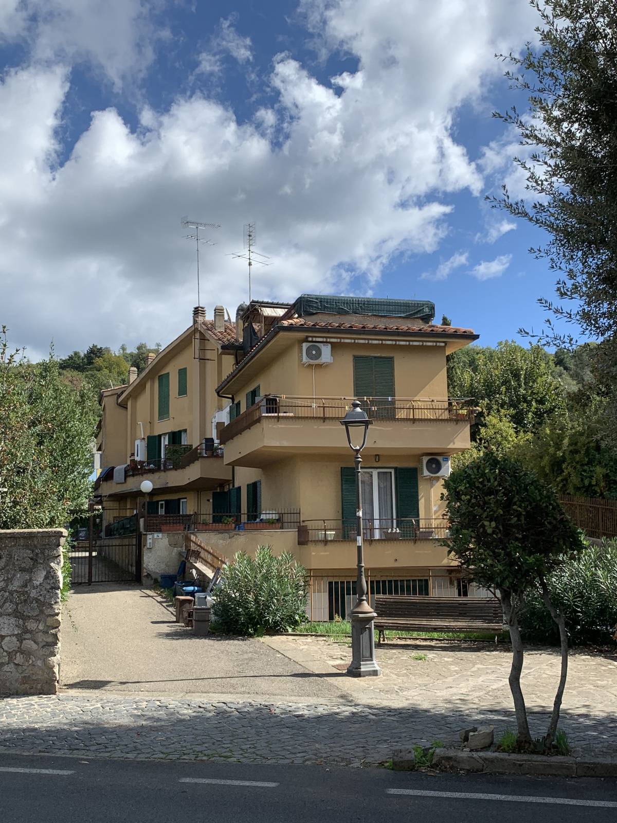Appartamento in vendita a Canale Monterano, 3 locali, prezzo € 180.000 | CambioCasa.it