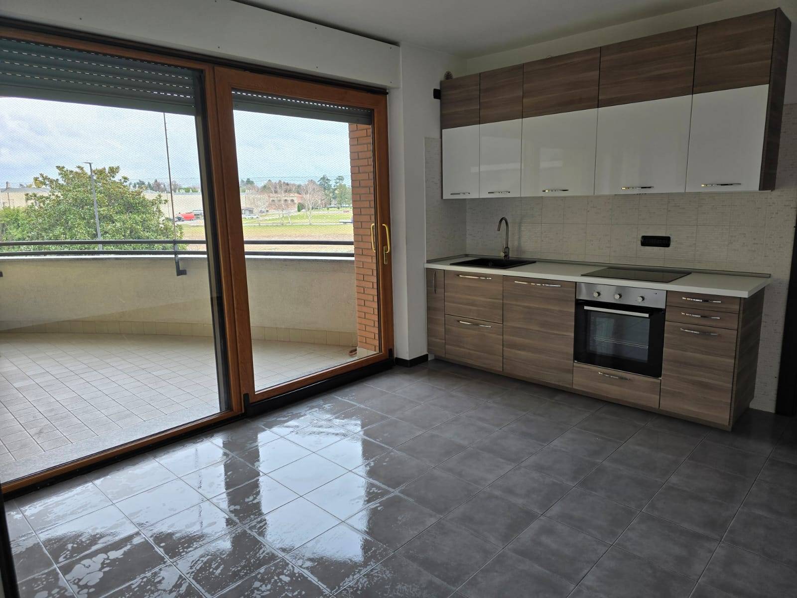 Appartamento in affitto a Busto Arsizio, 2 locali, prezzo € 750 | PortaleAgenzieImmobiliari.it