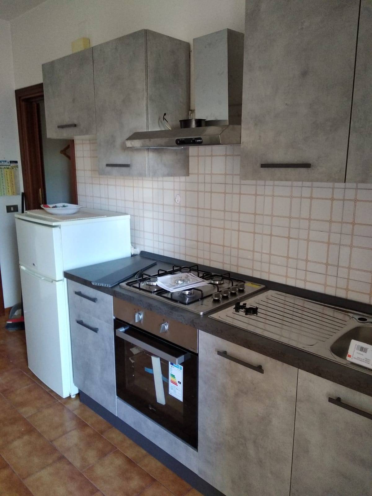 Appartamento in affitto a Tortoreto, 2 locali, zona Località: ZonaMare, prezzo € 1.200 | CambioCasa.it