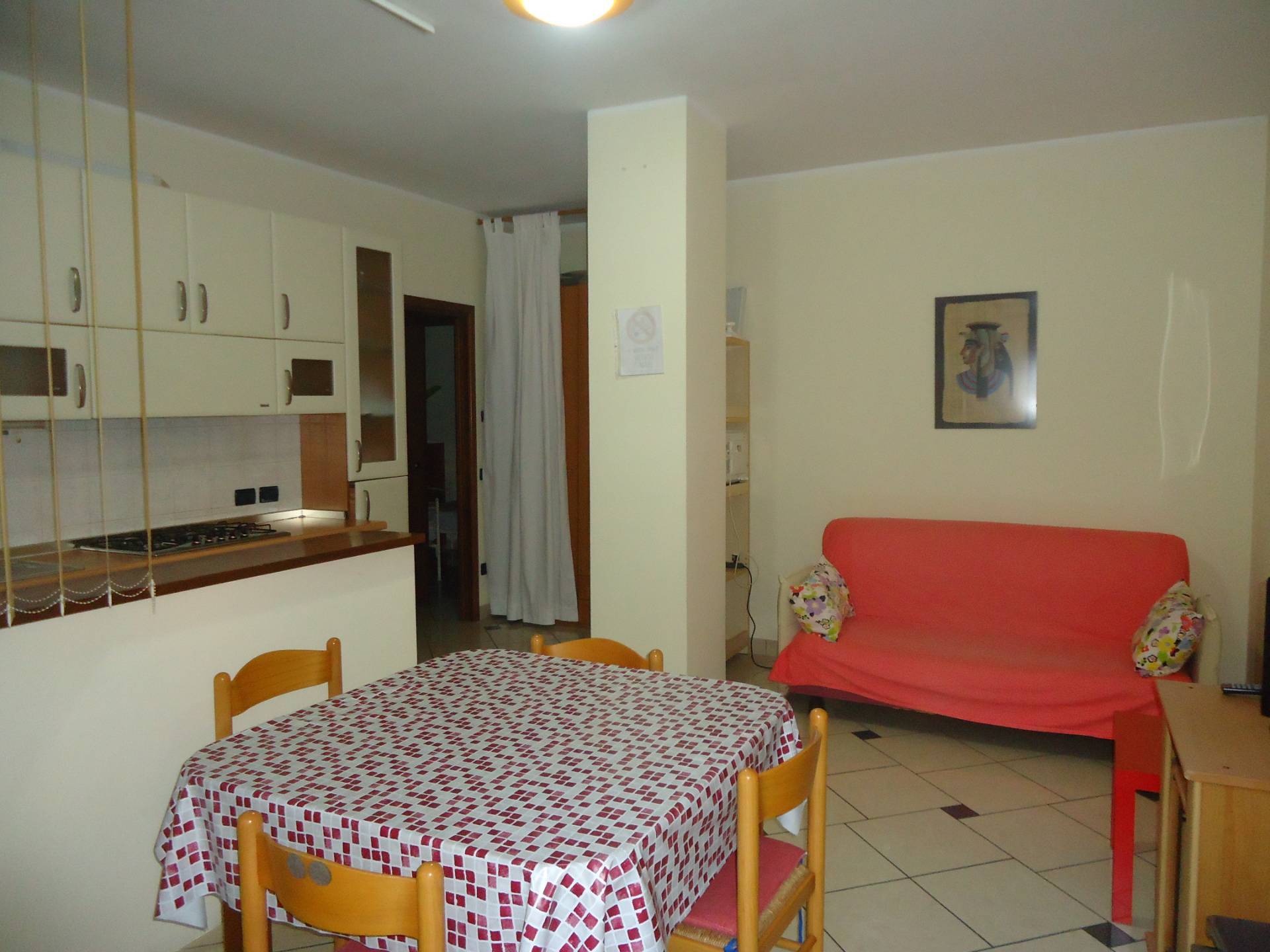 Appartamento in affitto a Bellaria Igea Marina, 4 locali, zona Zona: Bellaria, prezzo € 700 | CambioCasa.it