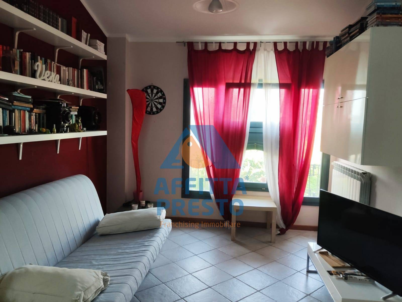 Appartamento in affitto a Empoli, 3 locali, zona Località: MolinNuovo, prezzo € 600 | CambioCasa.it