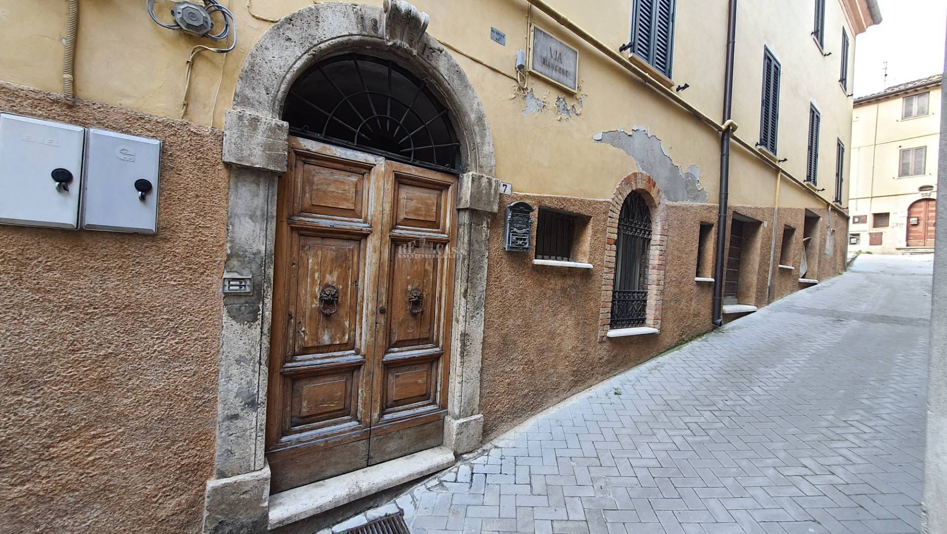 Appartamento in vendita a Ancarano, 5 locali, prezzo € 98.000 | CambioCasa.it