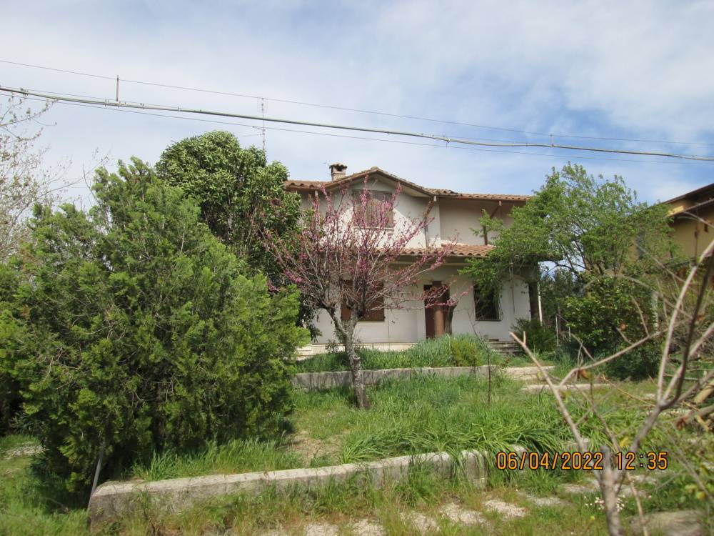 Villa in vendita a Polverigi, 8 locali, prezzo € 155.000 | PortaleAgenzieImmobiliari.it