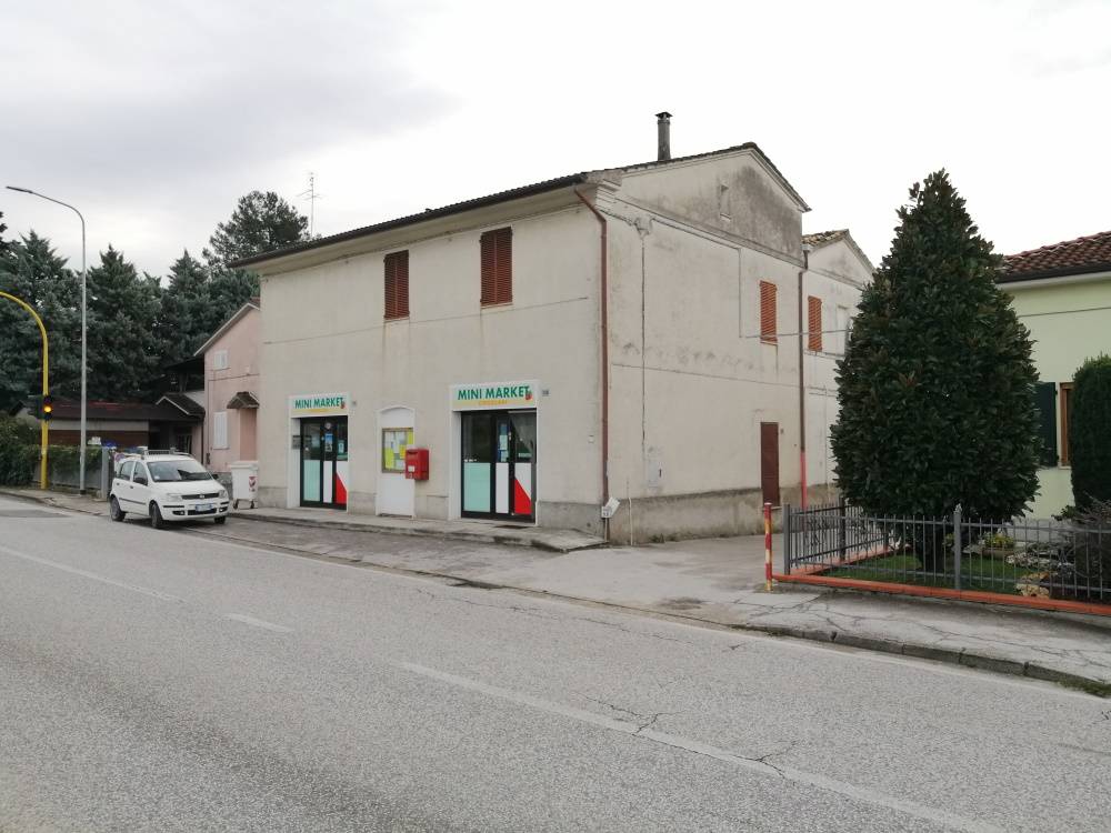 Rustico / Casale in vendita a Castelbellino, 5 locali, zona celletti, Trattative riservate | PortaleAgenzieImmobiliari.it