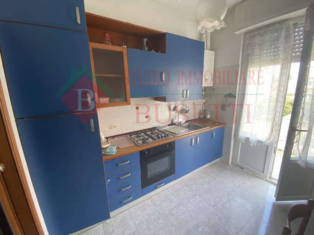 Appartamento in vendita a Rescaldina, 3 locali, prezzo € 155.000 | PortaleAgenzieImmobiliari.it