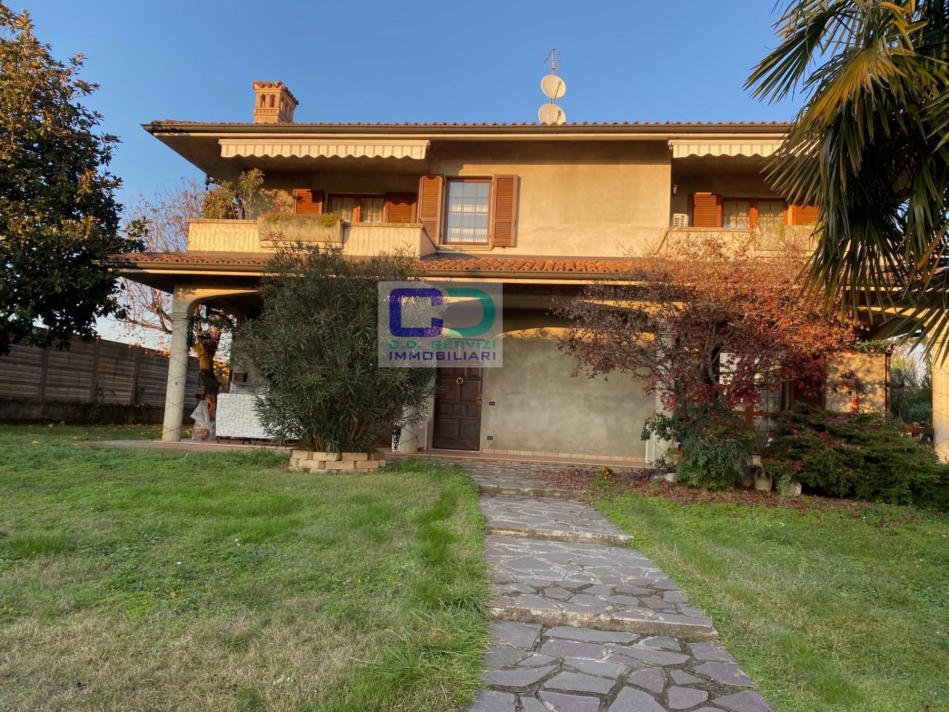 Appartamento in vendita a Cassano d'Adda, 4 locali, prezzo € 265.000 | PortaleAgenzieImmobiliari.it