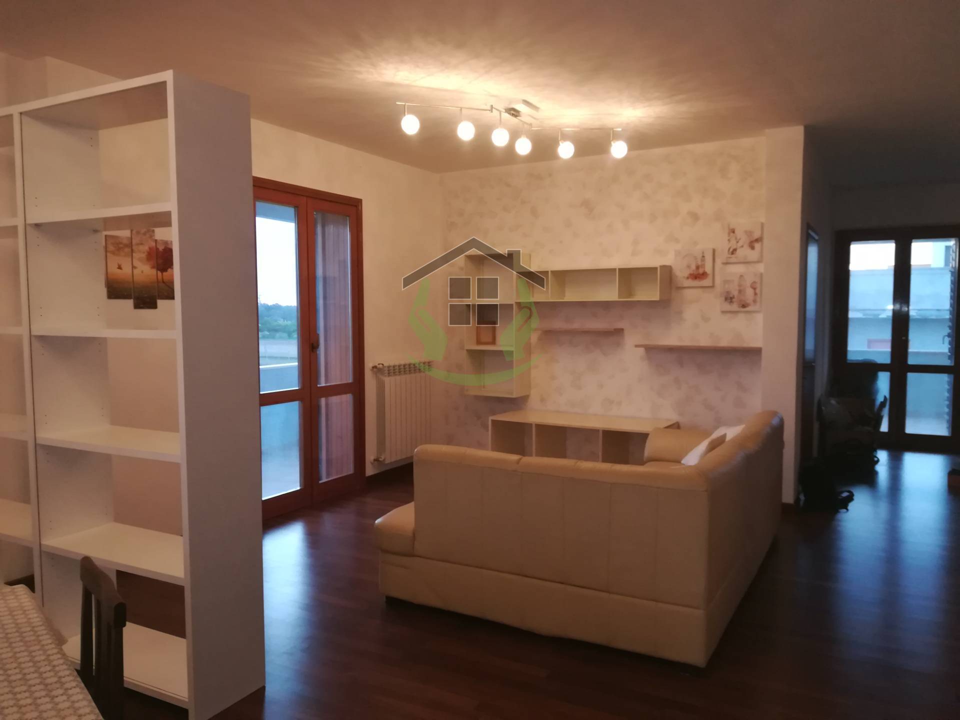 Appartamento in vendita a Mesagne, 4 locali, prezzo € 149.000 | PortaleAgenzieImmobiliari.it