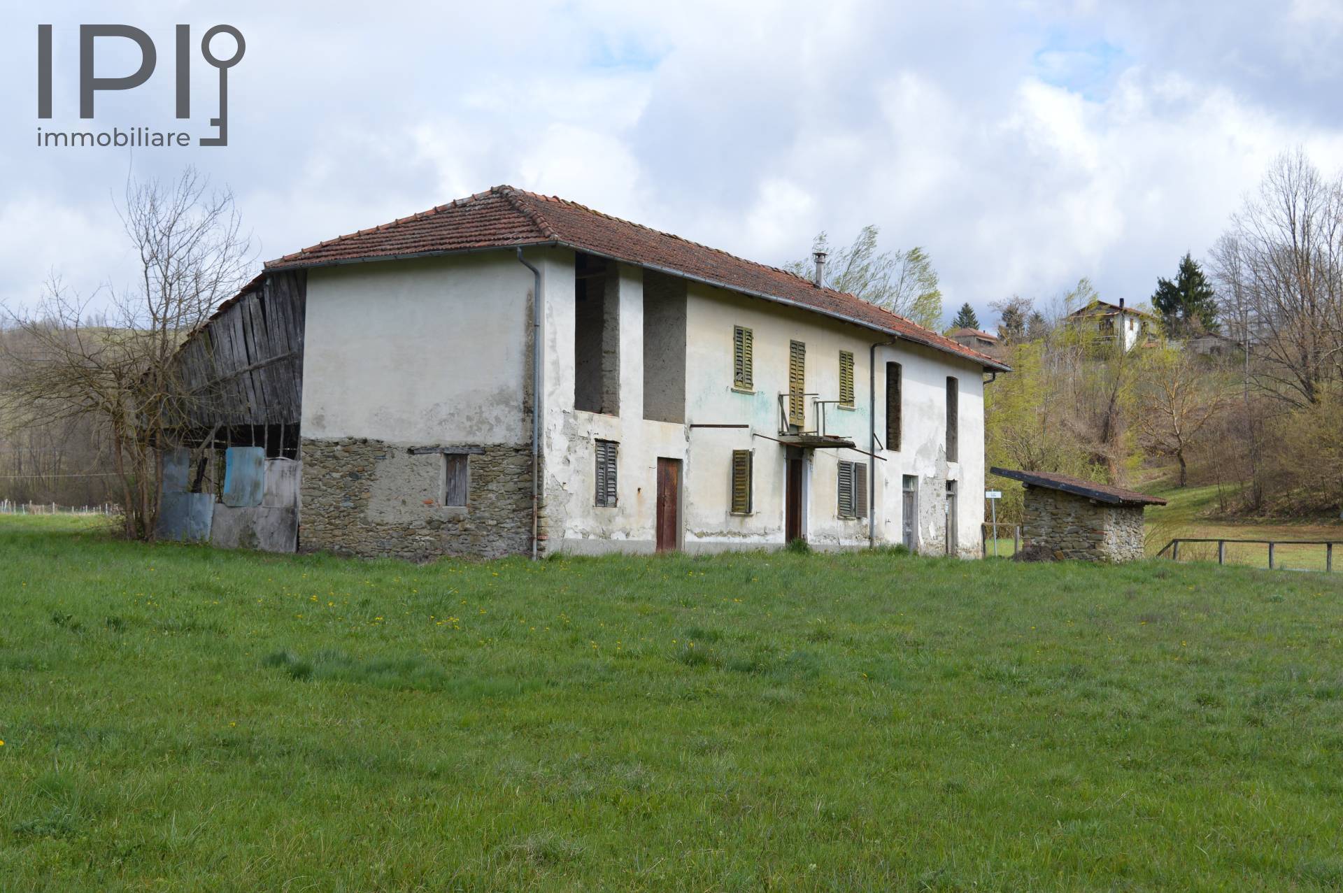 Rustico / Casale in vendita a Spigno Monferrato, 10 locali, prezzo € 110.000 | PortaleAgenzieImmobiliari.it