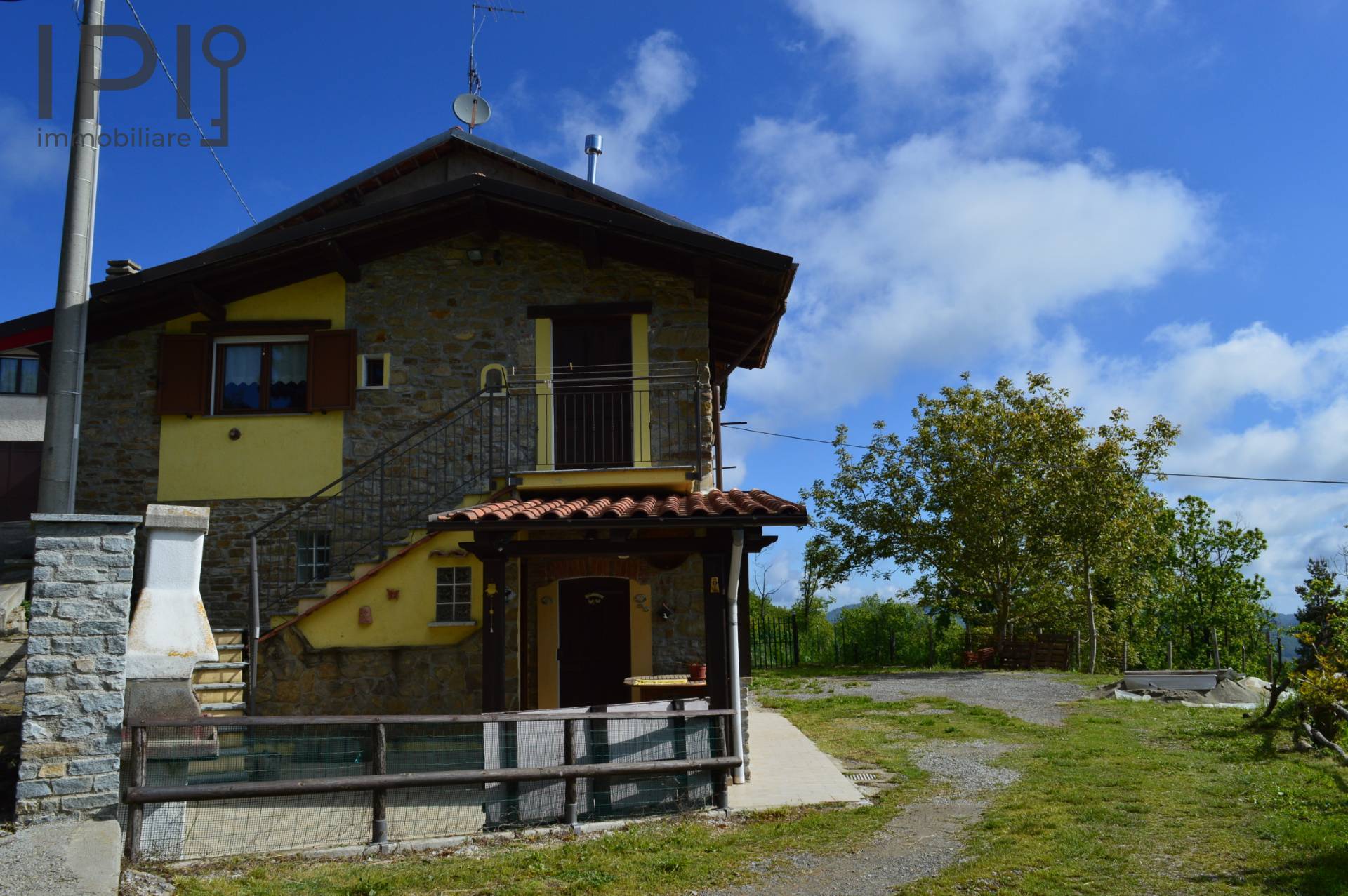 Villa in vendita a Cengio, 6 locali, prezzo € 85.000 | PortaleAgenzieImmobiliari.it