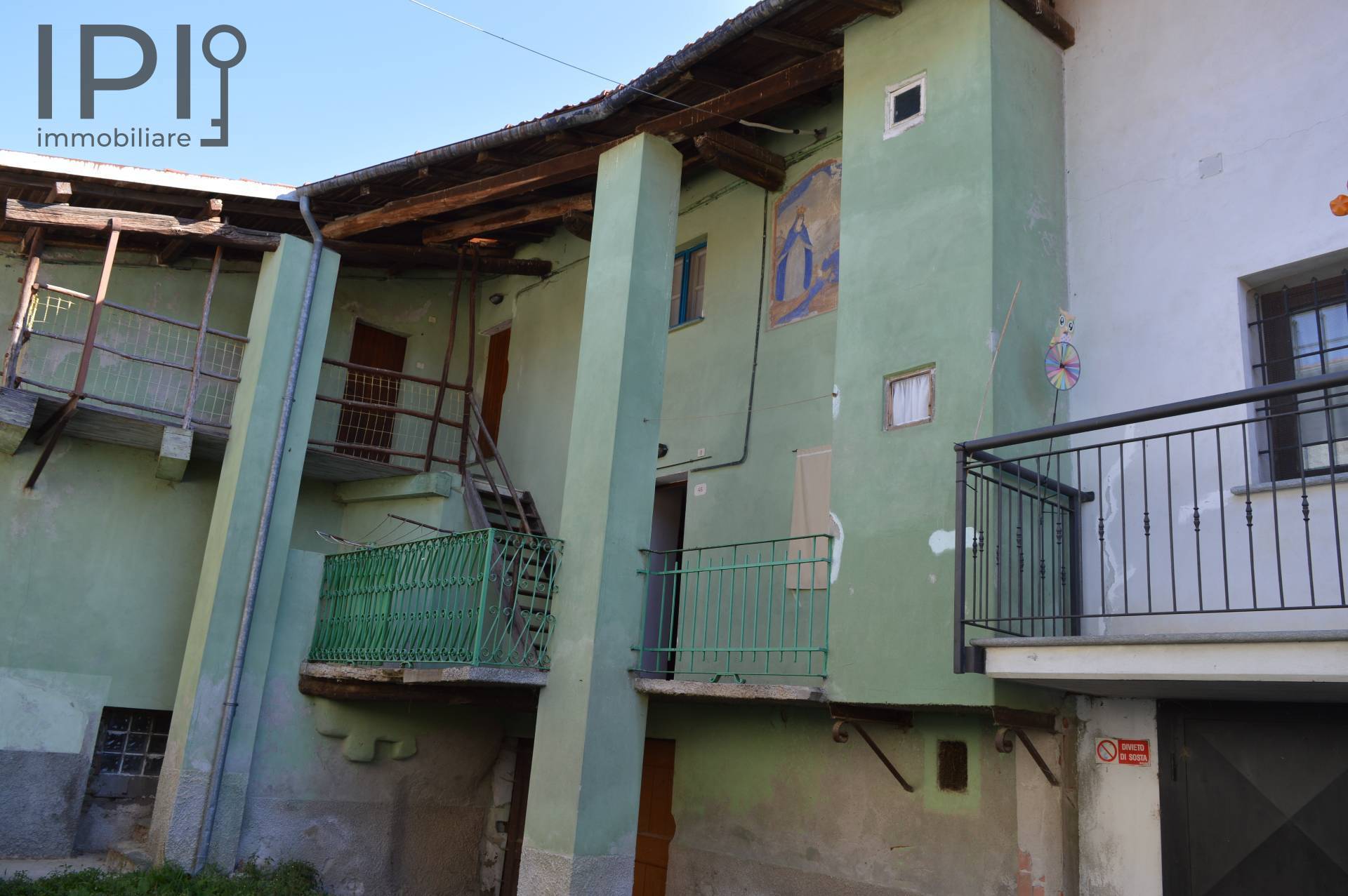 Appartamento in vendita a Cairo Montenotte, 4 locali, zona ovale, prezzo € 20.000 | PortaleAgenzieImmobiliari.it