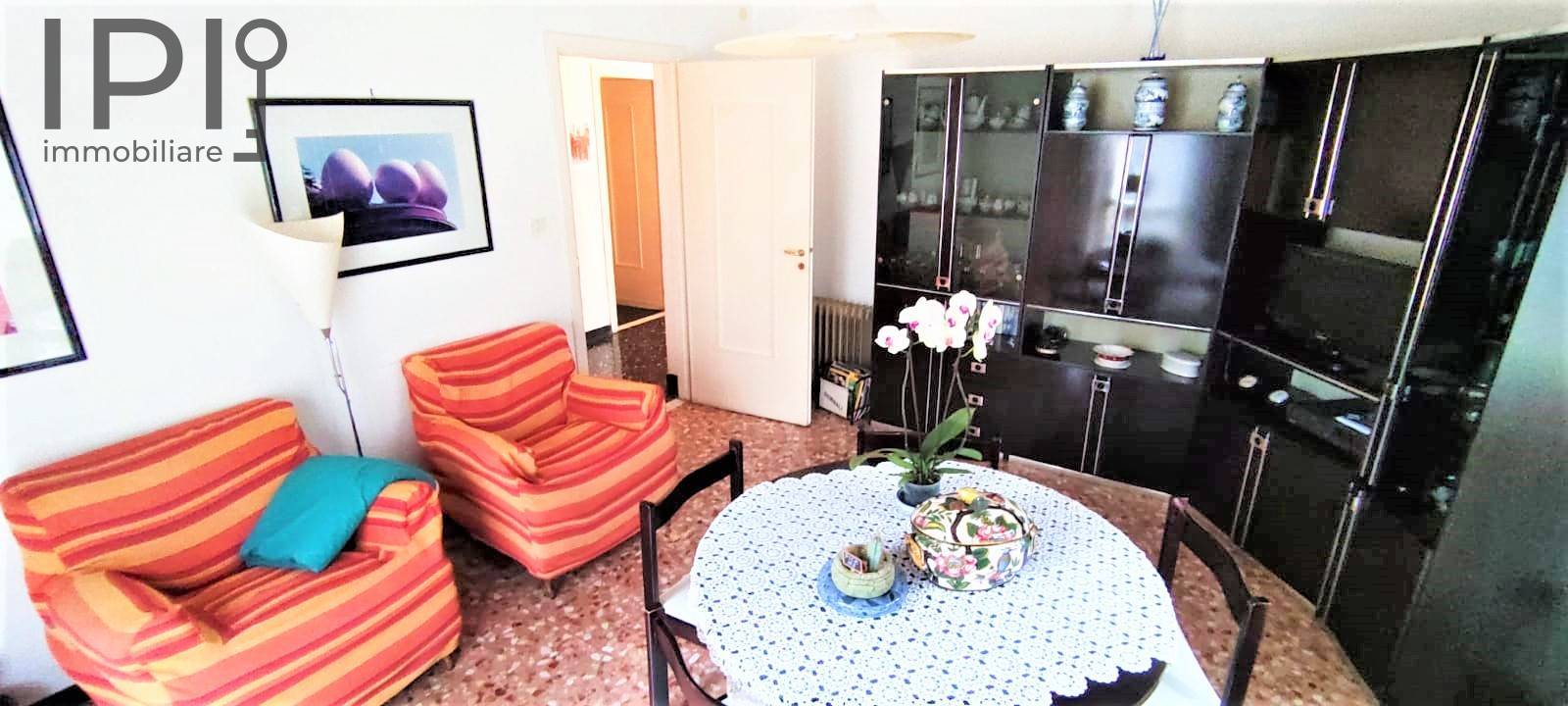Appartamento in vendita a Cairo Montenotte, 4 locali, prezzo € 110.000 | PortaleAgenzieImmobiliari.it