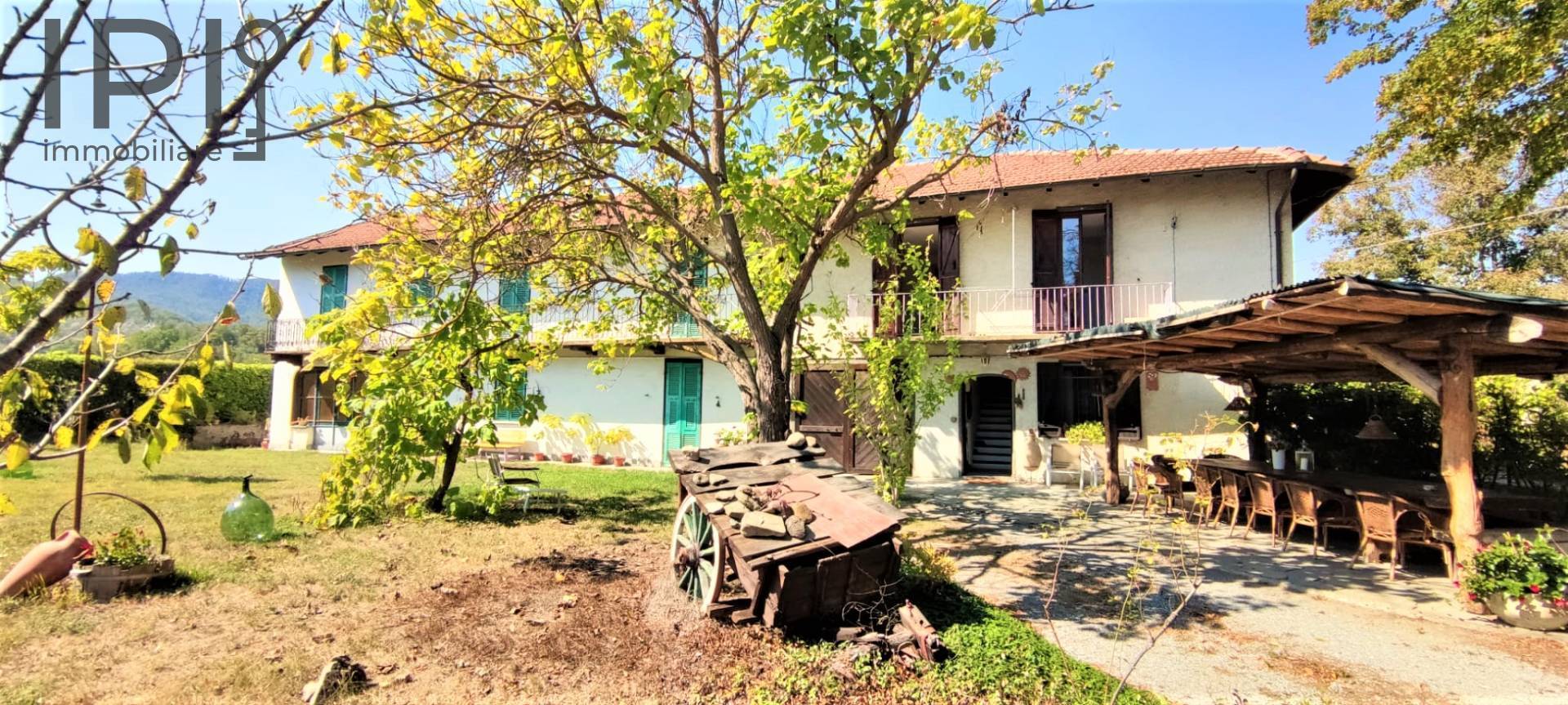 Villa in vendita a Merana, 15 locali, prezzo € 220.000 | PortaleAgenzieImmobiliari.it