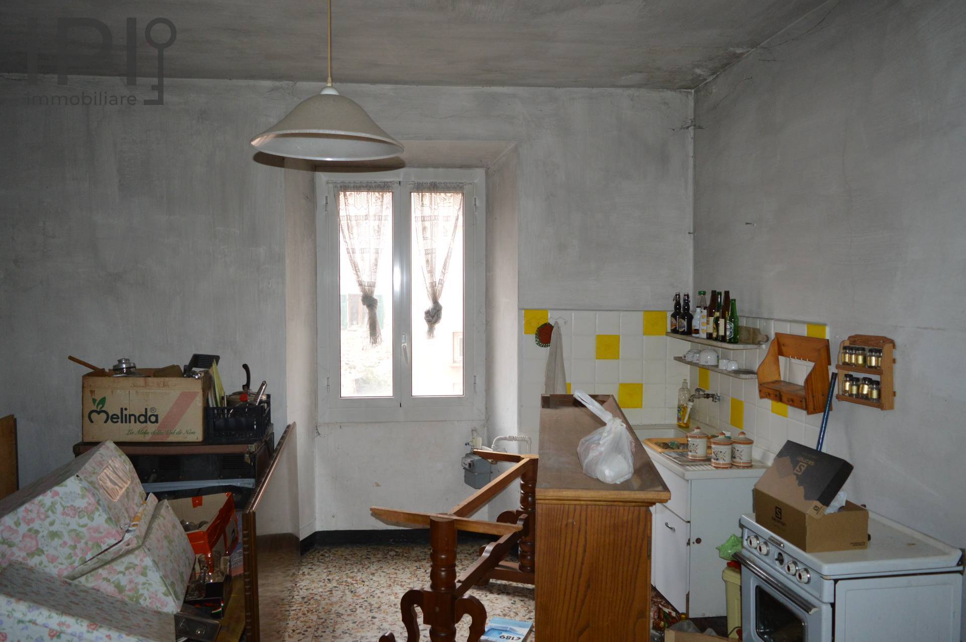 Appartamento in vendita a Cairo Montenotte, 5 locali, prezzo € 40.000 | PortaleAgenzieImmobiliari.it