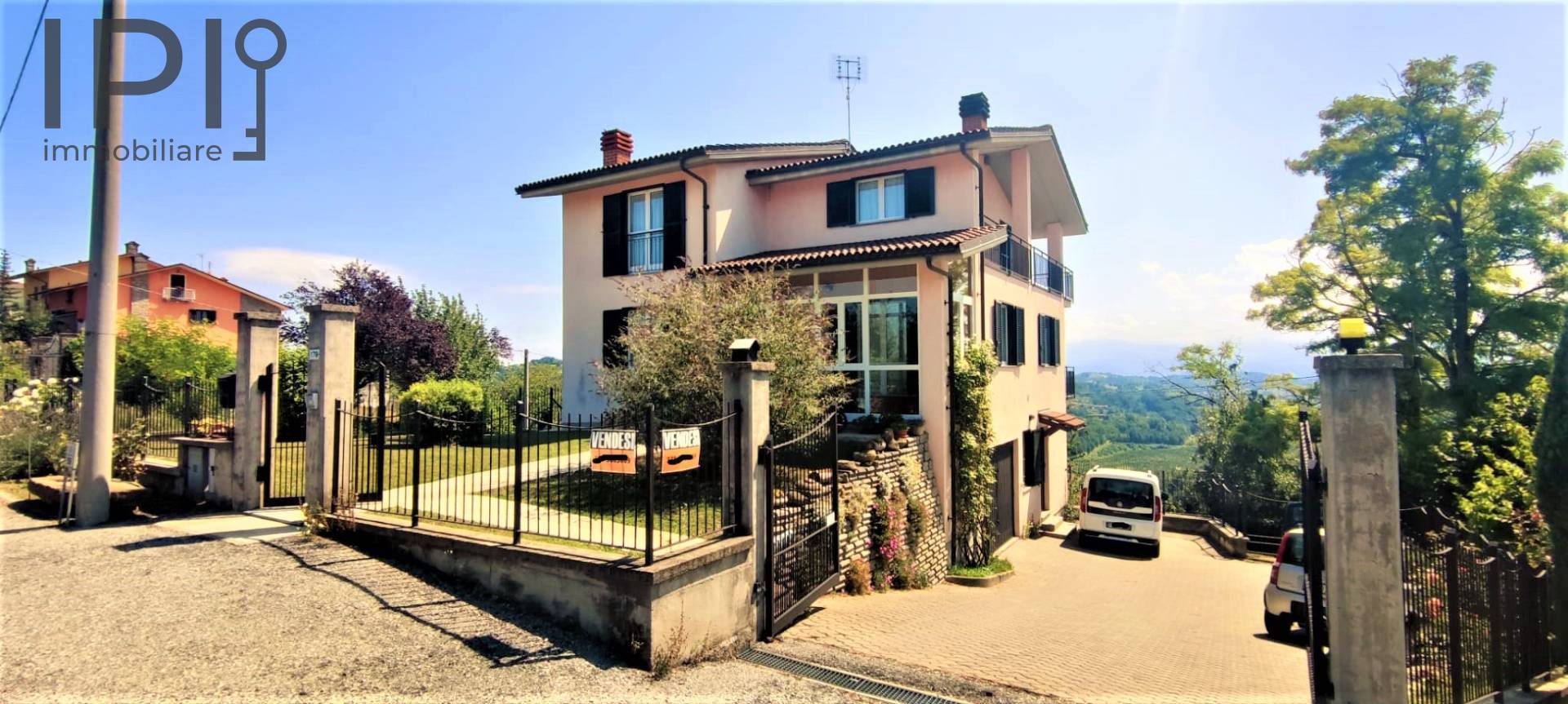 Villa in vendita a Murazzano, 10 locali, prezzo € 280.000 | PortaleAgenzieImmobiliari.it