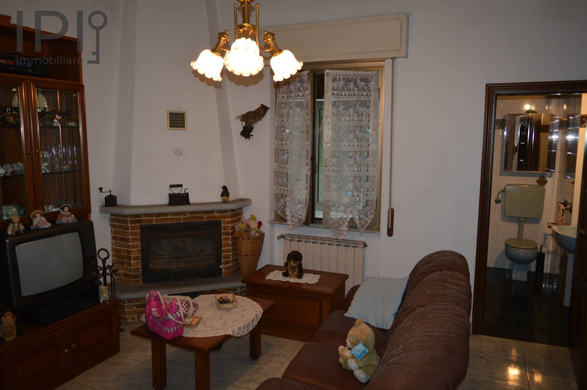 Appartamento in vendita a Altare, 4 locali, prezzo € 70.000 | PortaleAgenzieImmobiliari.it