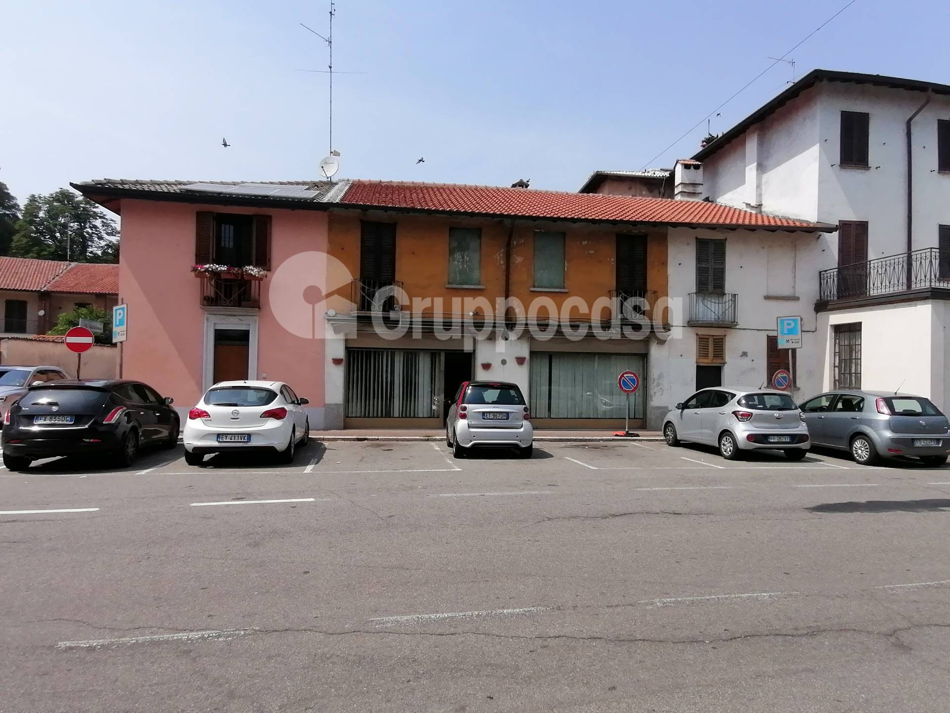 Negozio / Locale in affitto a Magenta, 9999 locali, zona evecchio, prezzo € 1.200 | PortaleAgenzieImmobiliari.it