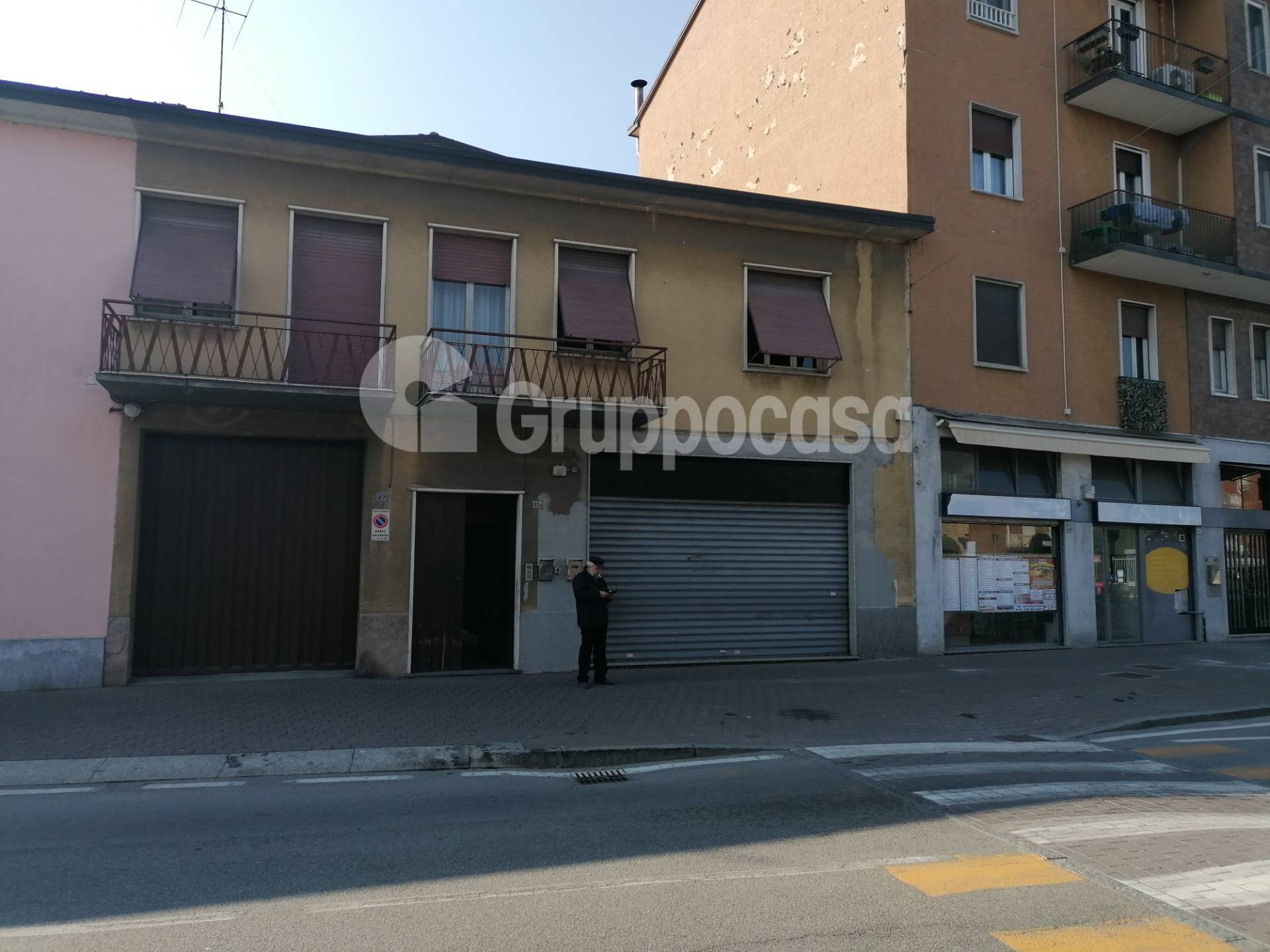 Negozio / Locale in affitto a Magenta, 9999 locali, prezzo € 800 | PortaleAgenzieImmobiliari.it