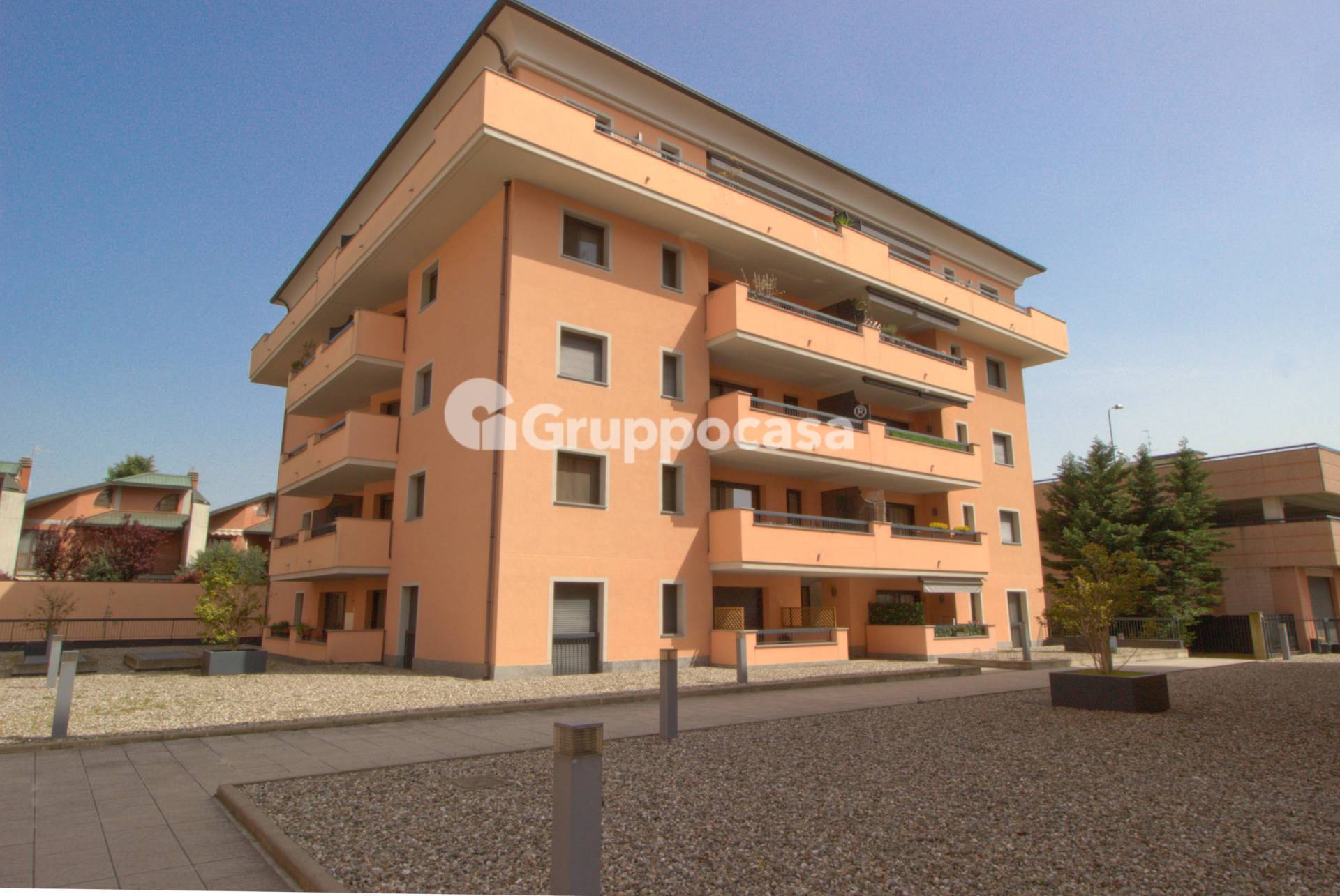 Appartamento in vendita a Magenta, 4 locali, prezzo € 295.000 | PortaleAgenzieImmobiliari.it