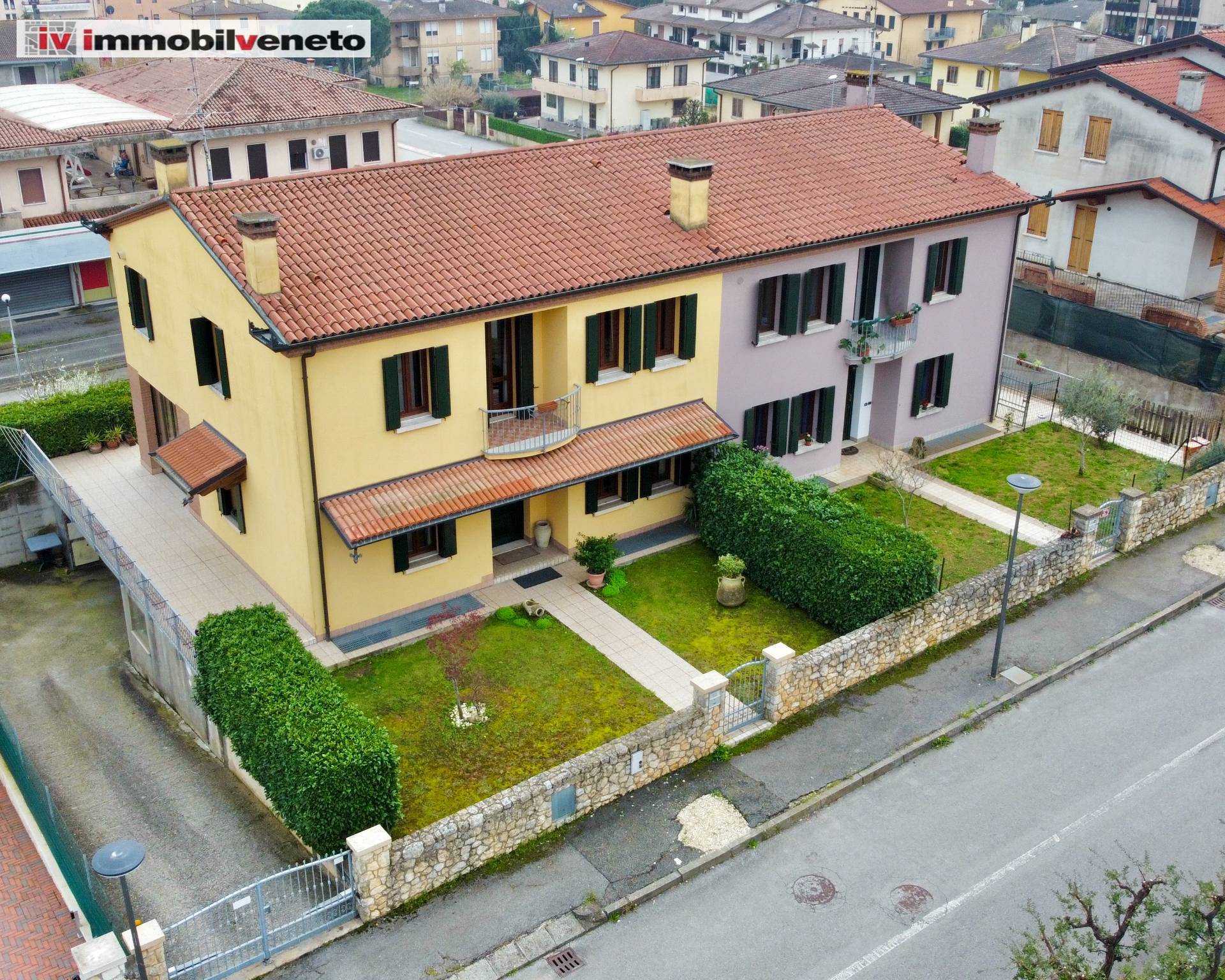 Villa Bifamiliare in vendita a Orgiano, 8 locali, prezzo € 265.000 | PortaleAgenzieImmobiliari.it