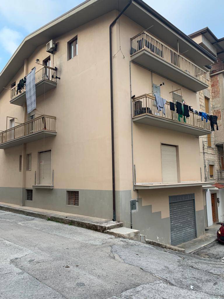 Appartamento in vendita a Cagnano Varano, 9999 locali, prezzo € 80.000 | PortaleAgenzieImmobiliari.it