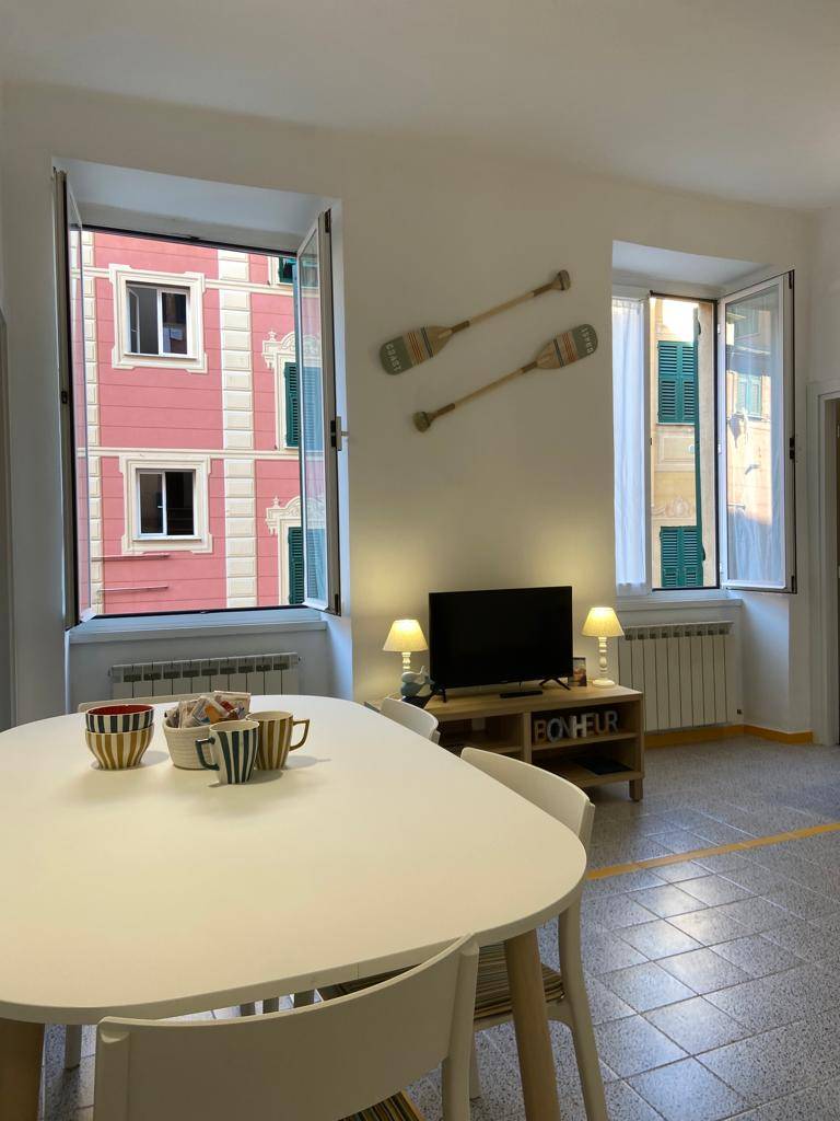 Appartamento in affitto a Camogli, 4 locali, prezzo € 2.600 | PortaleAgenzieImmobiliari.it