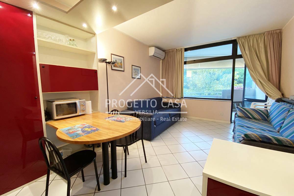 Appartamento in vendita a Camaiore, 1 locali, zona Località: LidodiCamaiore, prezzo € 135.000 | PortaleAgenzieImmobiliari.it