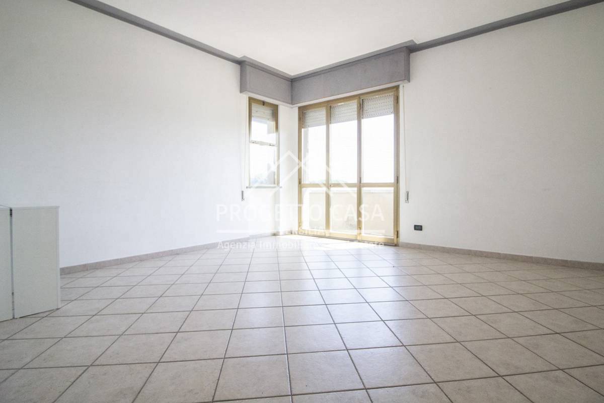 Appartamento in vendita a Viareggio, 6 locali, zona Località: MarcoPolo/DonBosco/Pretura, prezzo € 350.000 | PortaleAgenzieImmobiliari.it