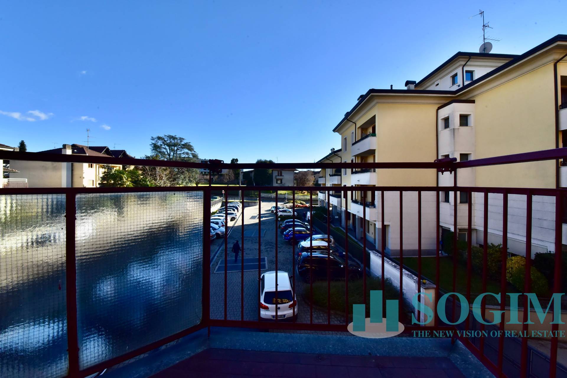 Appartamento in vendita a Giussano, 3 locali, zona iano, prezzo € 138.000 | PortaleAgenzieImmobiliari.it