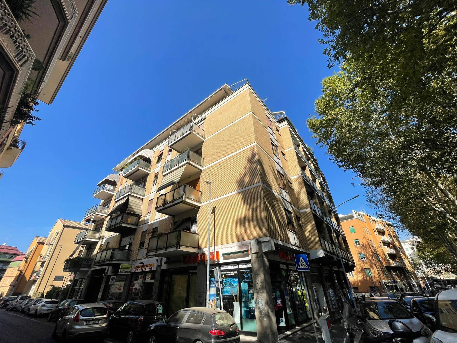 Appartamento in vendita a Roma, 3 locali, zona Località: MonteS., prezzo € 380.000 | PortaleAgenzieImmobiliari.it