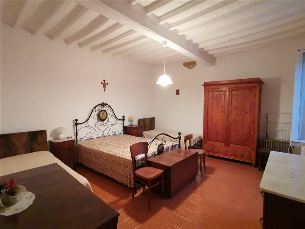 Appartamento in vendita a Montalcino, 5 locali, zona Località: Montisi, prezzo € 90.000 | PortaleAgenzieImmobiliari.it