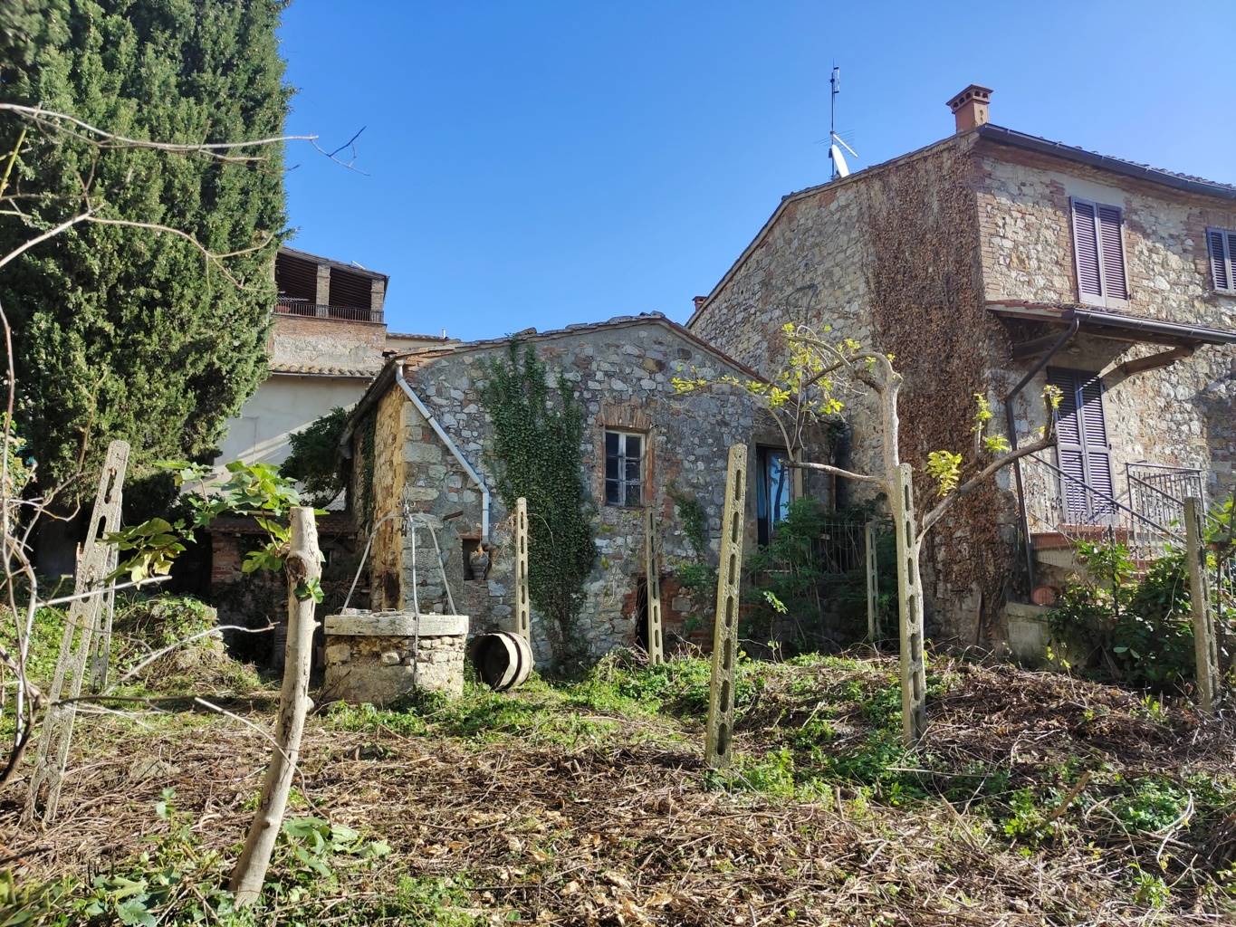 Villa in vendita a Torrita di Siena - Zona: Montefollonico