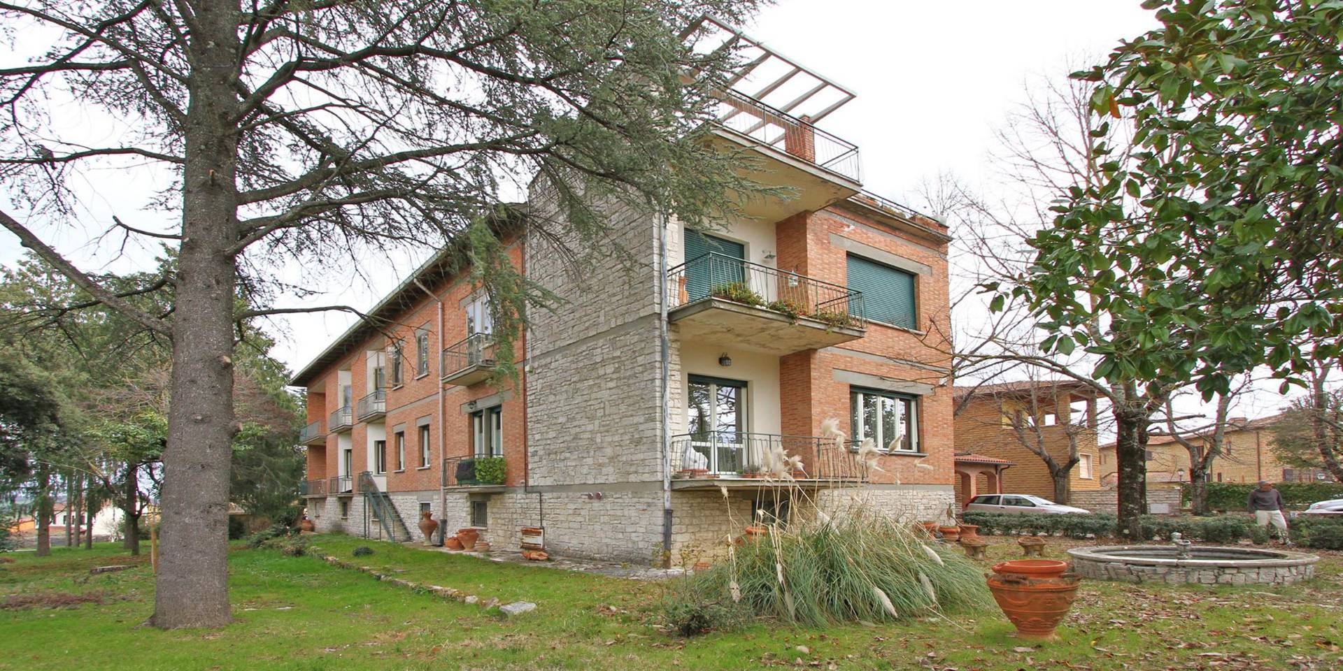 Appartamento in vendita a Pienza, 10 locali, prezzo € 520.000 | PortaleAgenzieImmobiliari.it