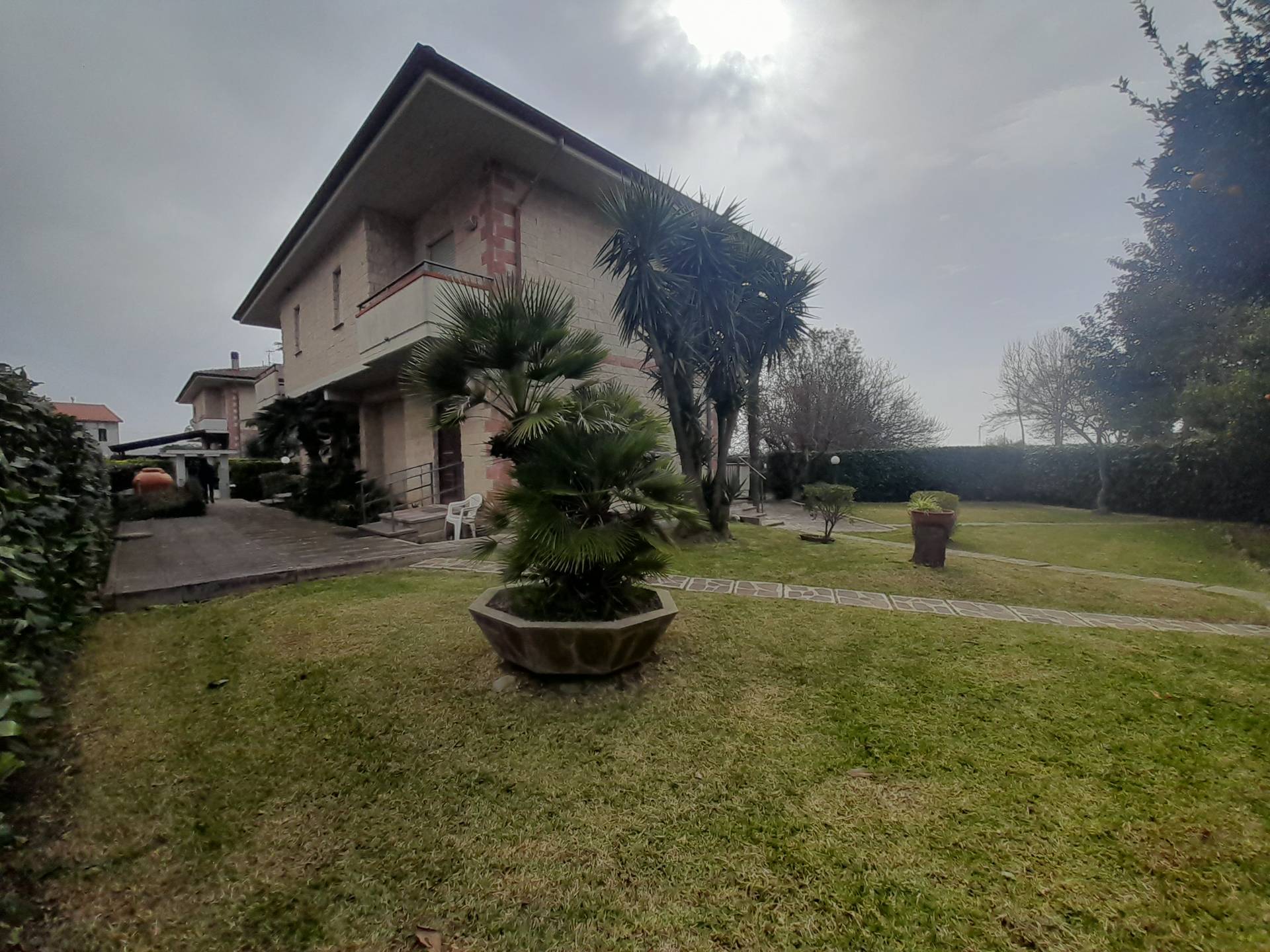 Villa in vendita a Capaccio, 6 locali, zona Località: CapaccioScalo, prezzo € 299.000 | PortaleAgenzieImmobiliari.it