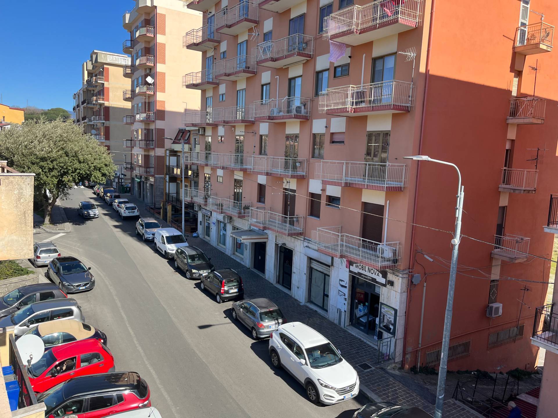 Appartamento in vendita a Catanzaro, 3 locali, zona Località: Pontegrande, prezzo € 53.000 | PortaleAgenzieImmobiliari.it