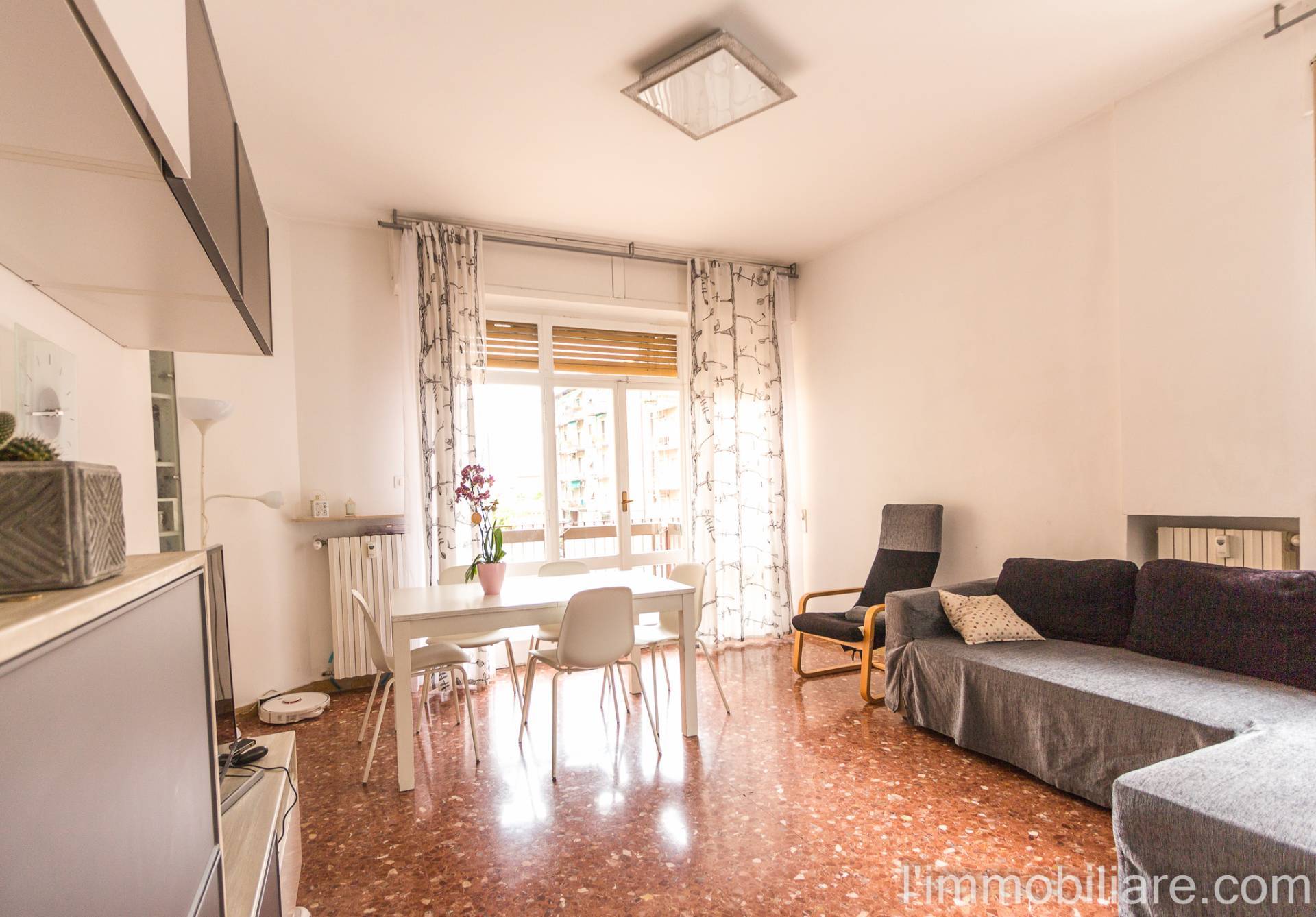 Appartamento in affitto a Verona, 5 locali, zona Località: PonteCrencano, prezzo € 900 | PortaleAgenzieImmobiliari.it