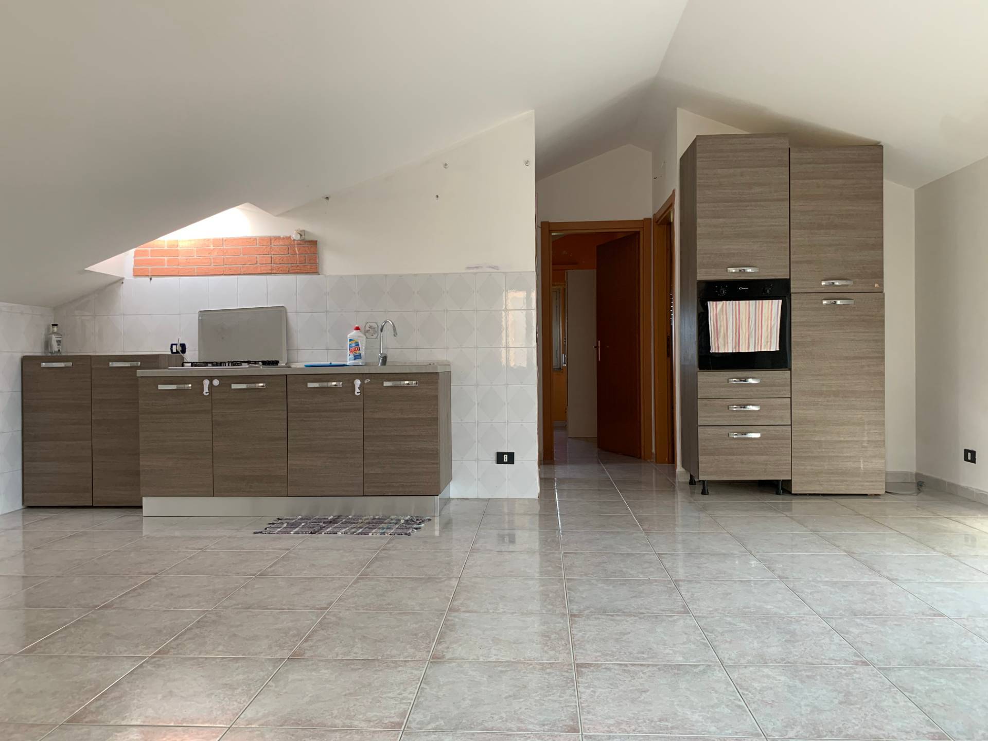 Appartamento in affitto a Squillace, 3 locali, zona Località: Lido, prezzo € 350 | PortaleAgenzieImmobiliari.it